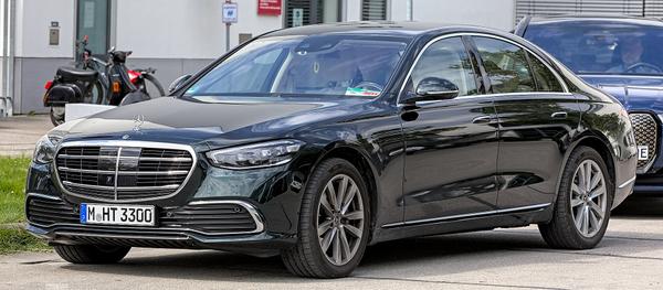 Mercedes-Benz S 500